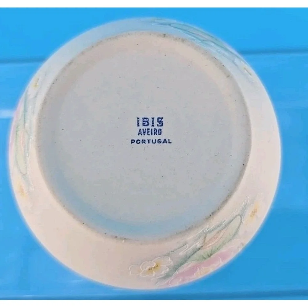 Portuguese Porcelain Lidded Trinket‎ Dish